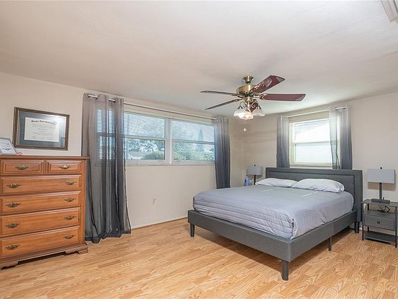 4th image of 5207 School Rd