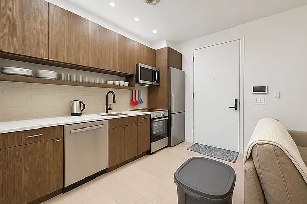 Rented by Doorway NYC, LLC | media 16