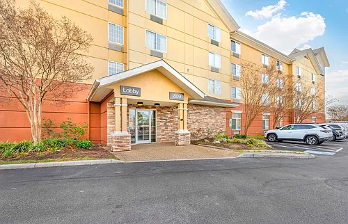 Chesapeake - Greenbrier Circle Photo 1