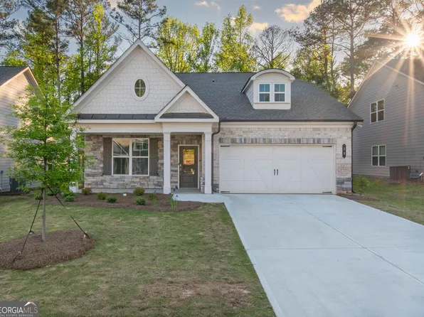 34 Airmont Dr, Sharpsburg, GA 30277