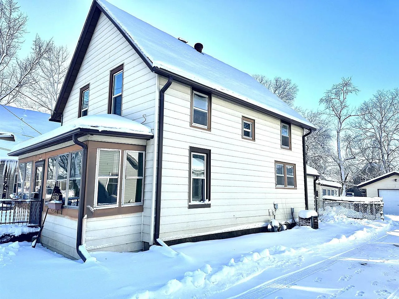 1110 Harrison Avenue photo 1