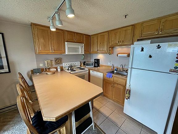 5th image of 75 Mountain Lodge Ln #350