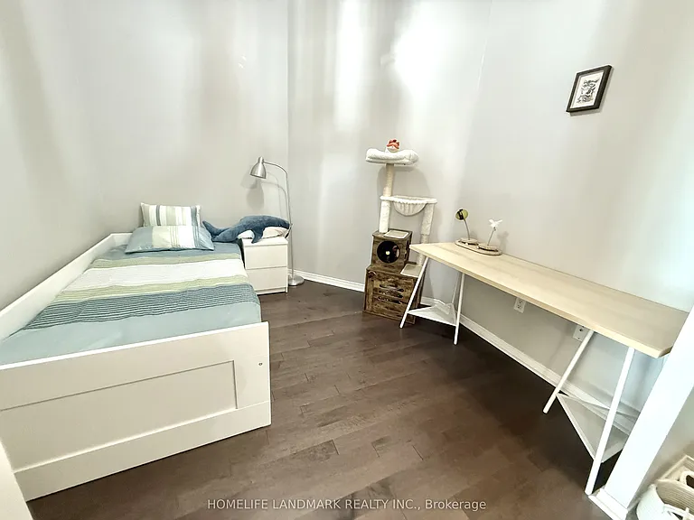 909 Bay St #701 — Photo 16