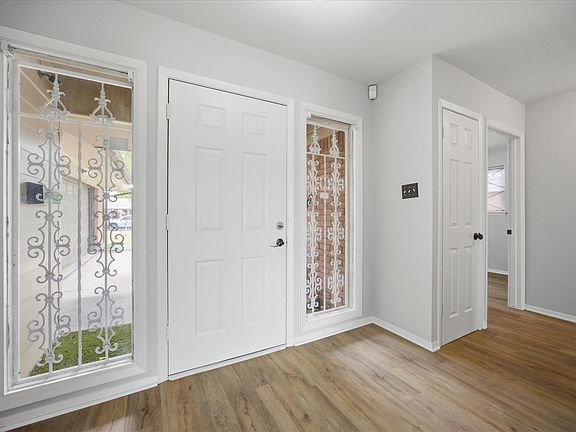4th image of 2210 Fairfax Dr