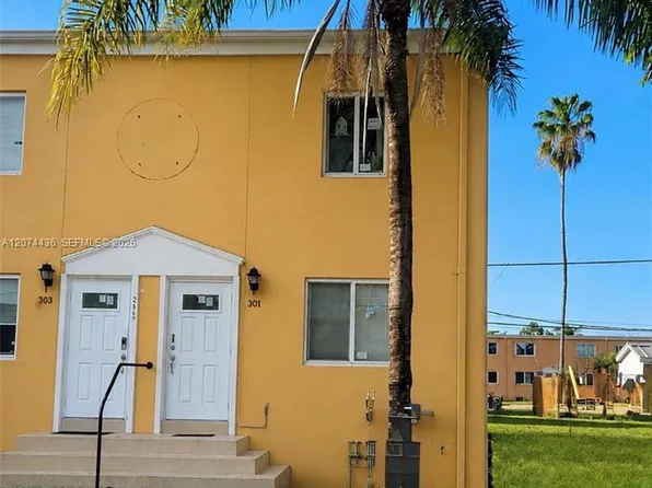301 NW 84th St, Miami, FL