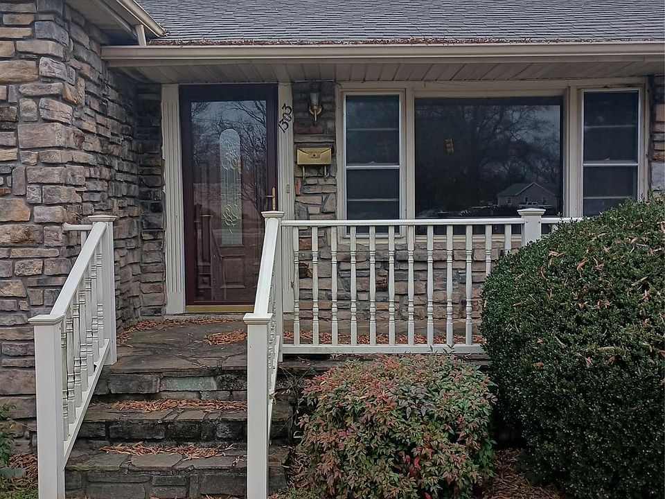 1st image of 1303 W Dixon Blvd