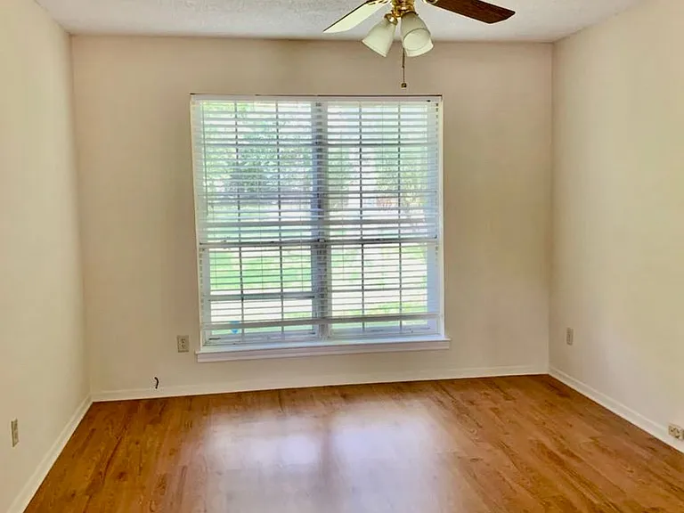 5666 Hinton Pl — Photo 11