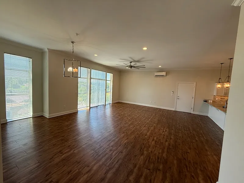 2 bed, 1700 sqft, $2,300 — Photo 4