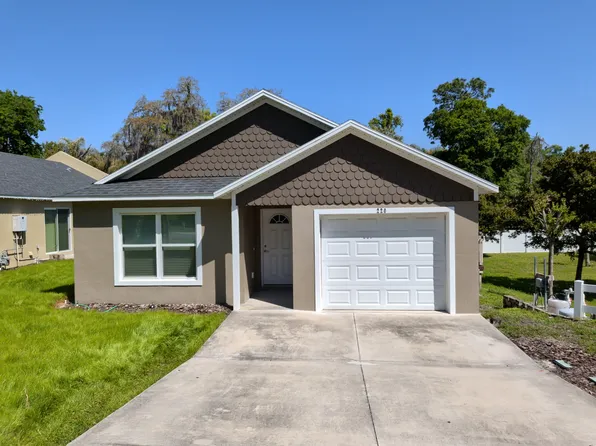 220 Forest St, Fruitland Park, FL 34731