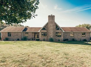 5223 Stacy Springs Rd, Springfield, TN 37172
