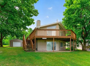 2333 Breckenboro Rd, Davis, IL 61019