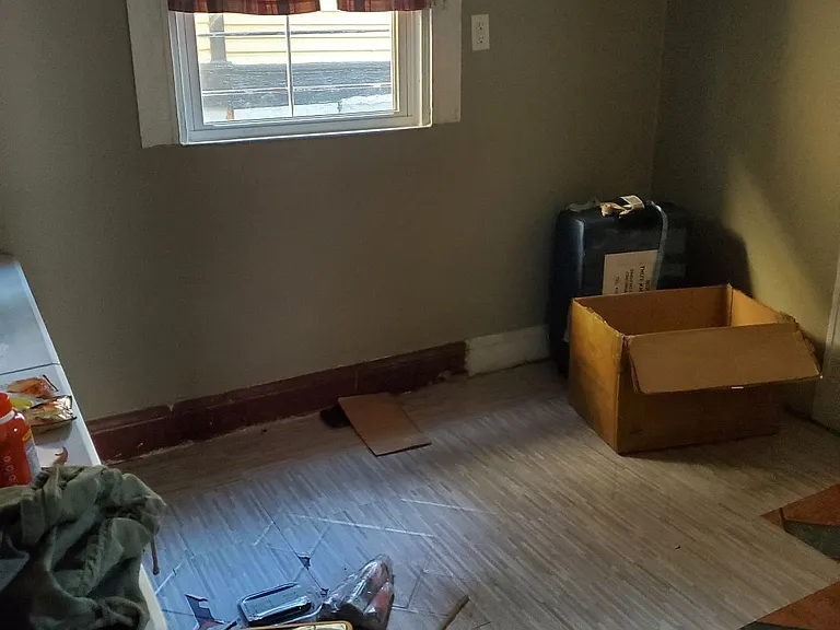 2340 W Clifton Ave — Photo 15