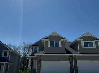 9235 Peregrine Rd, Lincoln, NE 68505