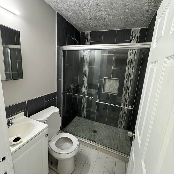 1st image of 1210 Marion Ave SW #B