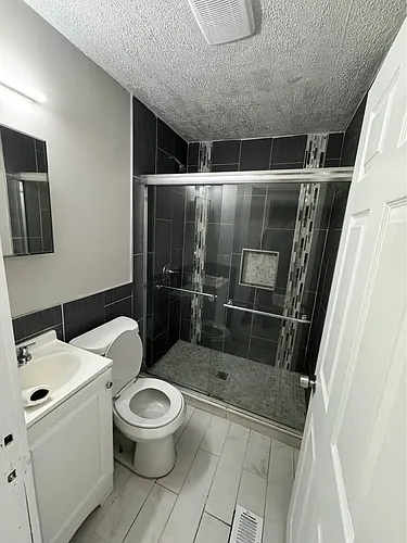 1210 Marion Ave SW #B Photo 1
