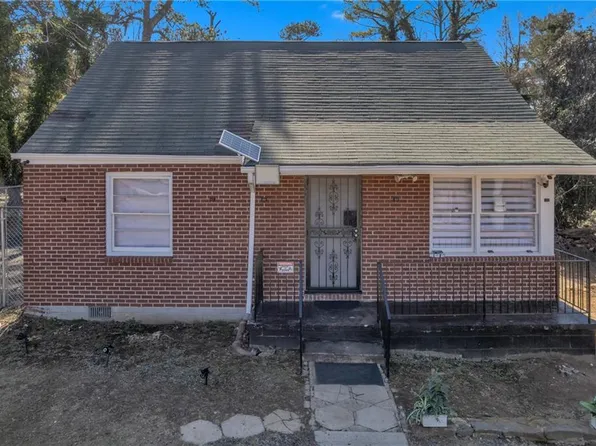 3095 Rainbow Dr, Decatur, GA 30034
