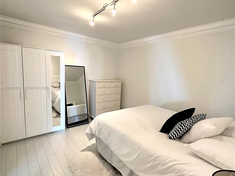 16500 Collins Ave #1453 — Photo 35