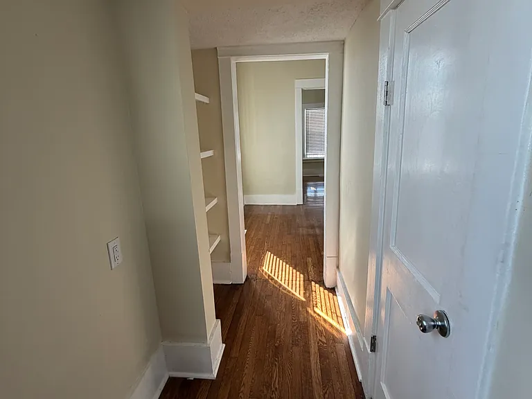 921 Edgemont Ave #921 — Photo 11