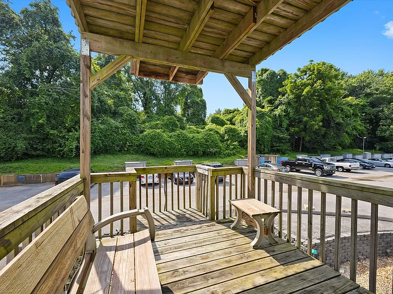 2105 N Keebler Ave #D — Photo 12