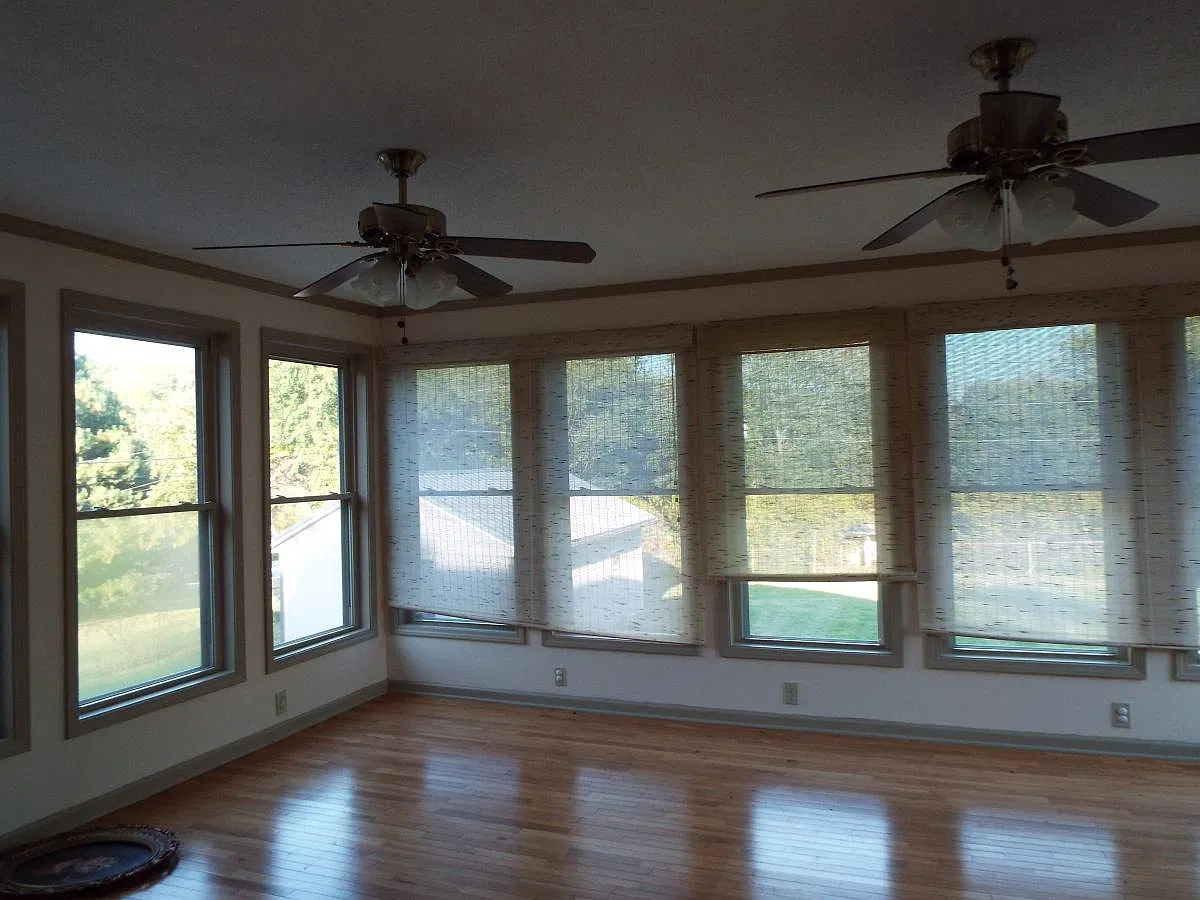 3 bed, 1.5 bath, 1850 sqft, $1,700 — Photo 3
