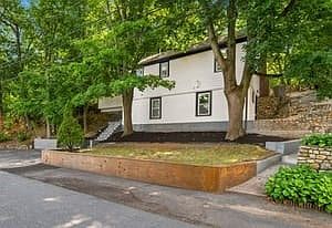 1st image of 9 Walden Pond Ave