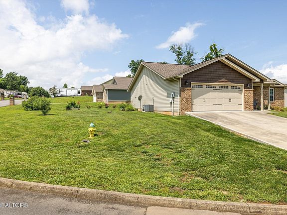 2nd image of 2250 Murphys Chapel Dr