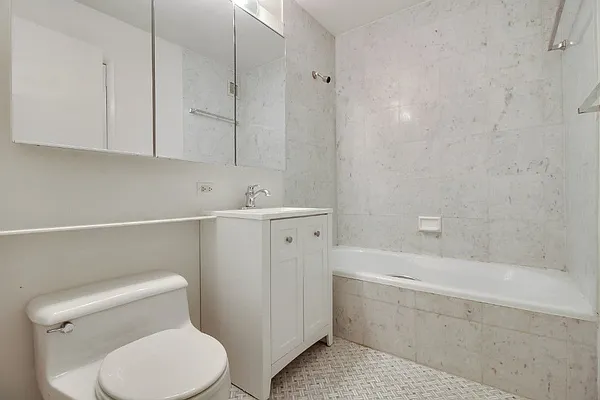 Rented by Level Group | media 19
