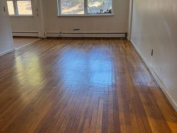 5th image of 200 Kearsing Parkway #B