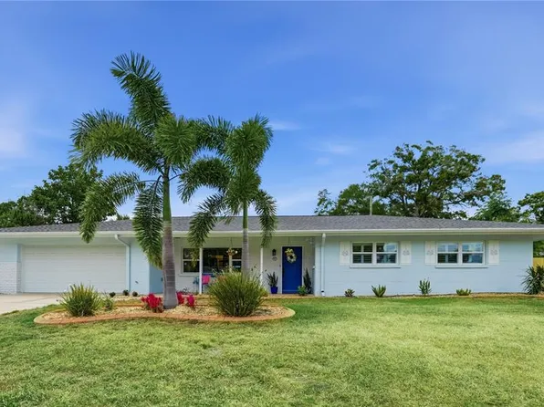 2561 Sunnyside St, Sarasota, FL 34239