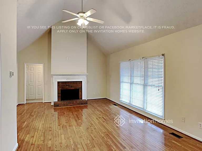 120 Signal Point — Photo 4