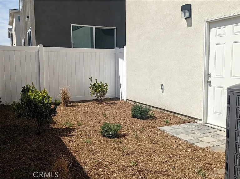 15109 W Logos Ct — Photo 24