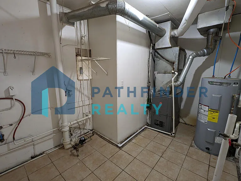 426 N Garland Ave — Photo 4