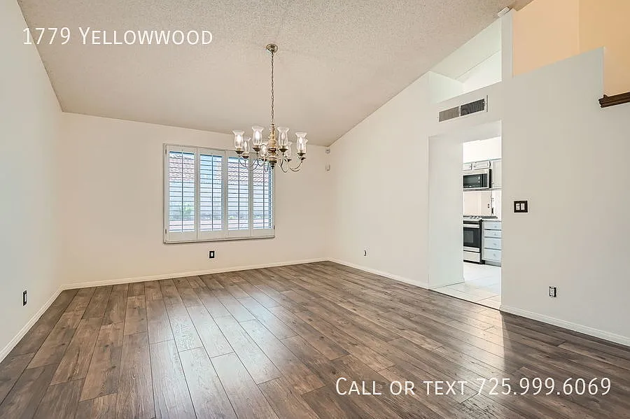 Southeast Las Vegas 3-Bedroom Corner-Lot Home with Private Pool — Photo 4