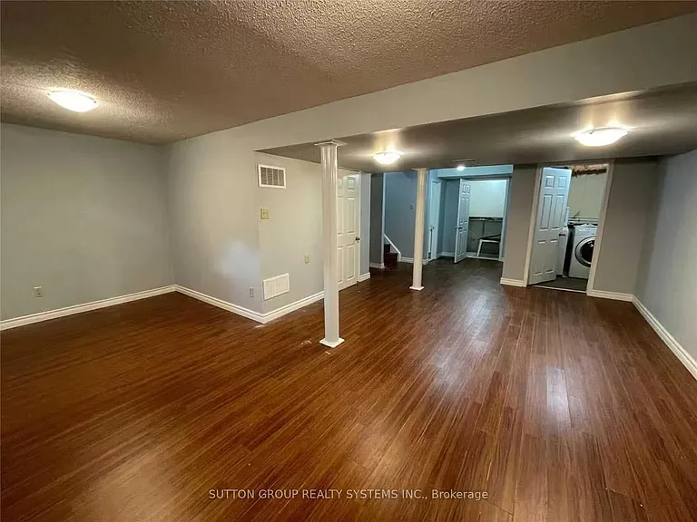 2275 Credit Valley Rd #100 — Photo 14