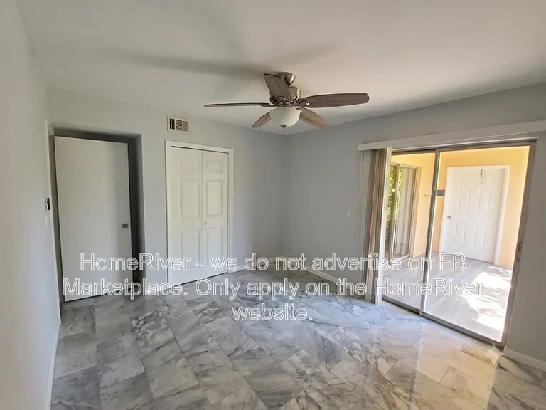 333 SE Martin Ave #1-B — Photo 10