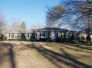908 Meadow Ln, Anderson, SC 29621