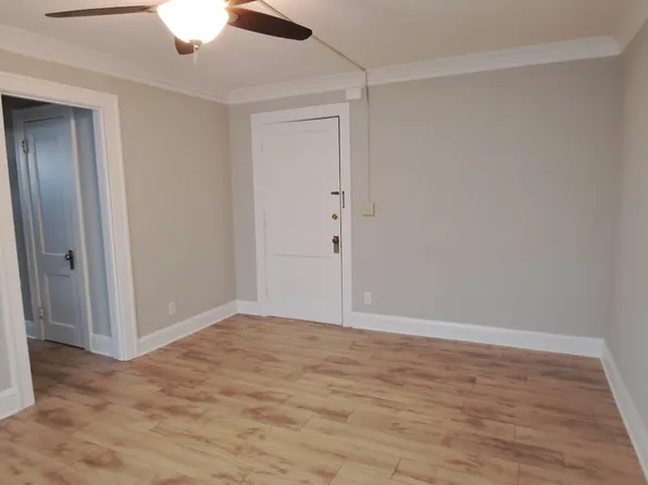 488 Snelling Ave S, Saint Paul, MN