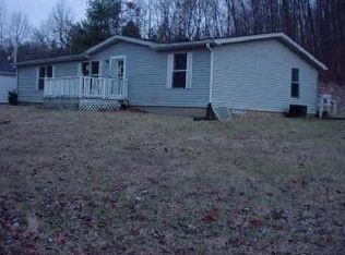 9018 Red School Rd, Laurel, IN 47024