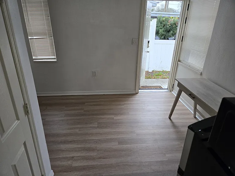 2621 2nd Ave S #3 — Photo 3