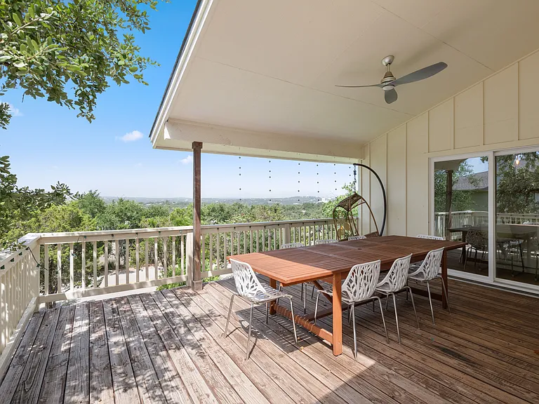 1505 Quaker Ridge Dr — Photo 2