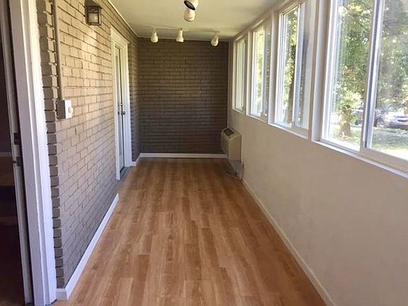 2nd image of 1901 18th Ave S APT 101