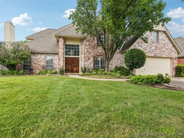 10230 S Hudson Pl, Tulsa, OK 74137