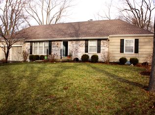 3712 W 96th St, Overland Park, KS 66206