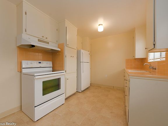 4th image of 2772 Joseph Ave APT 2