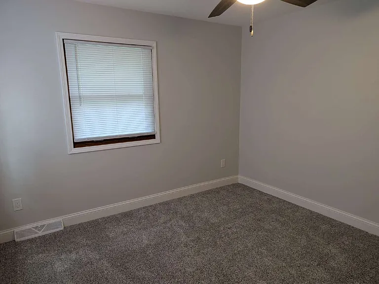 1311 Whittier Dr — Photo 21
