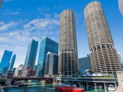 300 N State St APT 5130, Chicago, IL, 60654