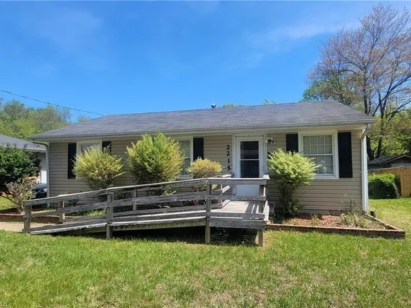 2215 Bertie St, Greensboro, NC 27403