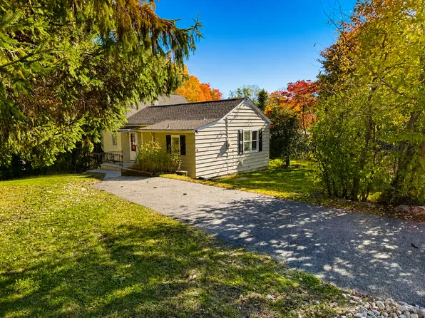 6 Center St, Butler, NJ