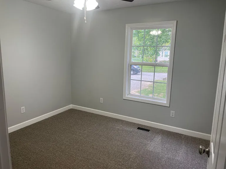 113 Kala Cir — Photo 12