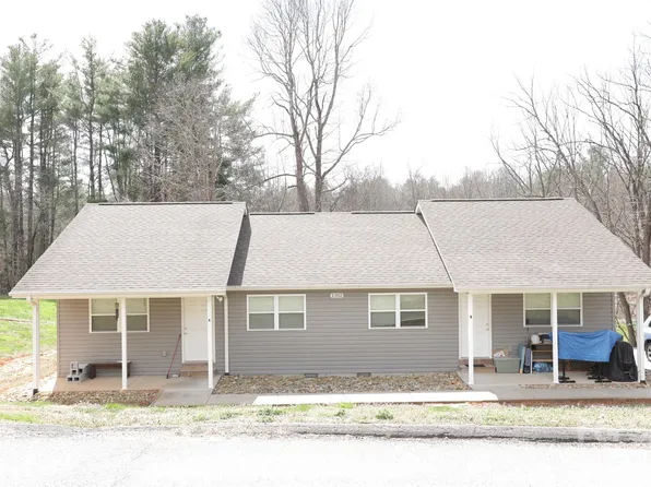 1302 Stanwood Ln, Hendersonville, NC 28739